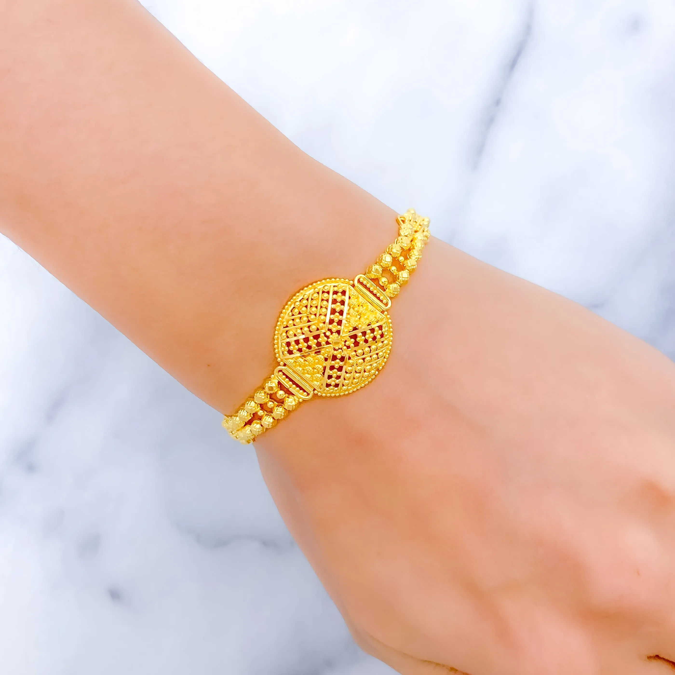 Attractive Bright Dome Bracelet