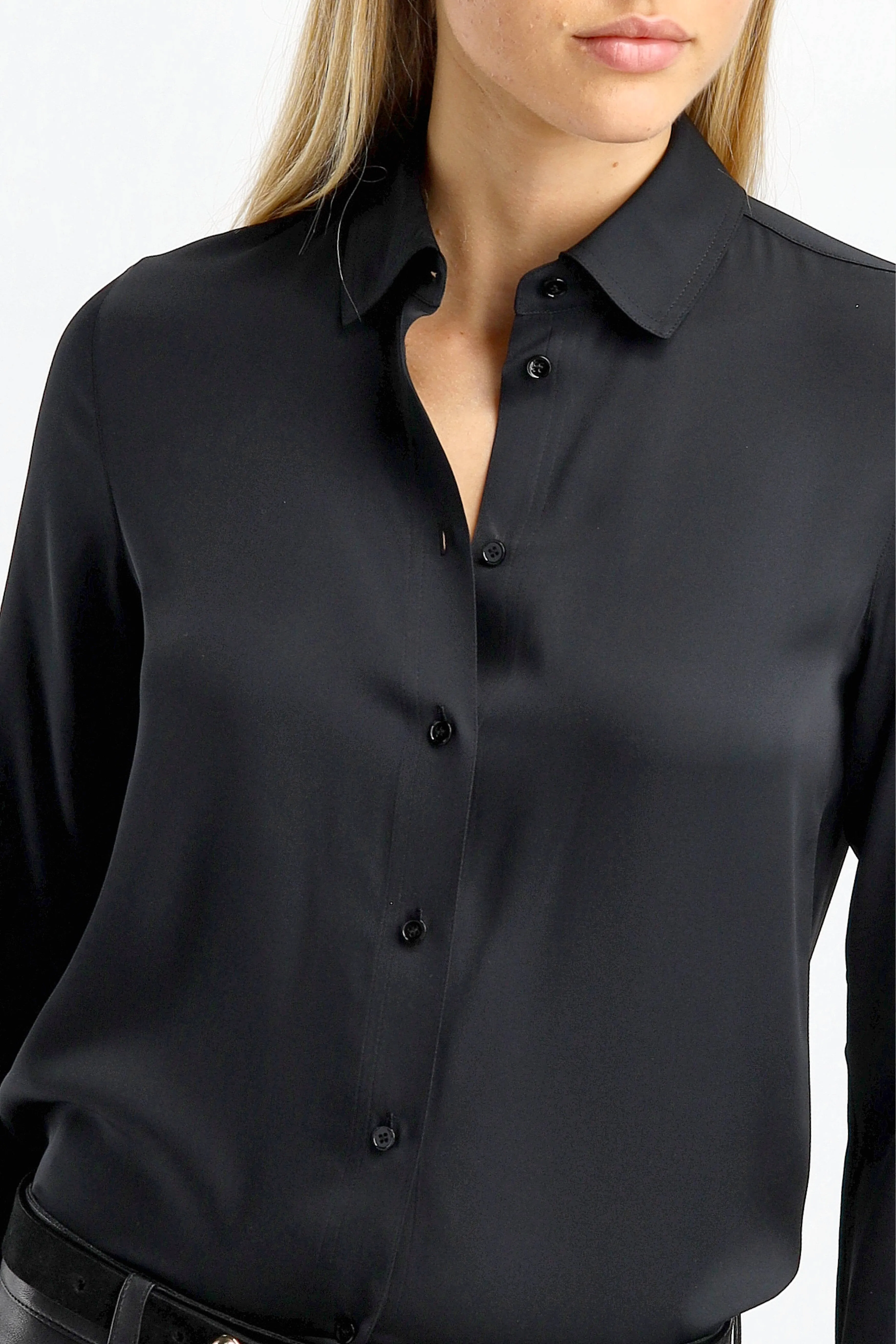 Bluse Slim Fitted in Schwarz