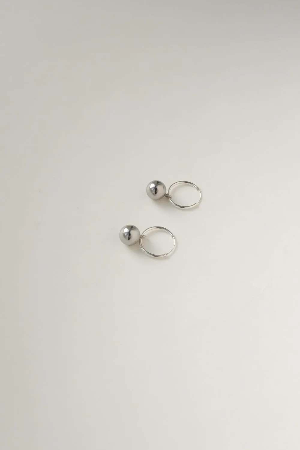 BOLD BALL LOOP SILVER VINTAGE EARRINGS