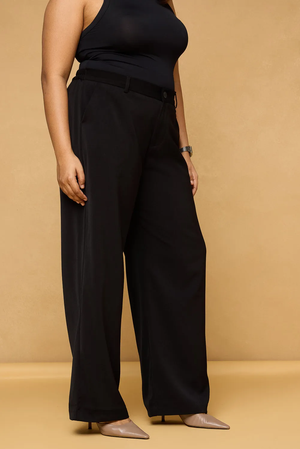 Curve Pitch Black Sleek Korean Pants