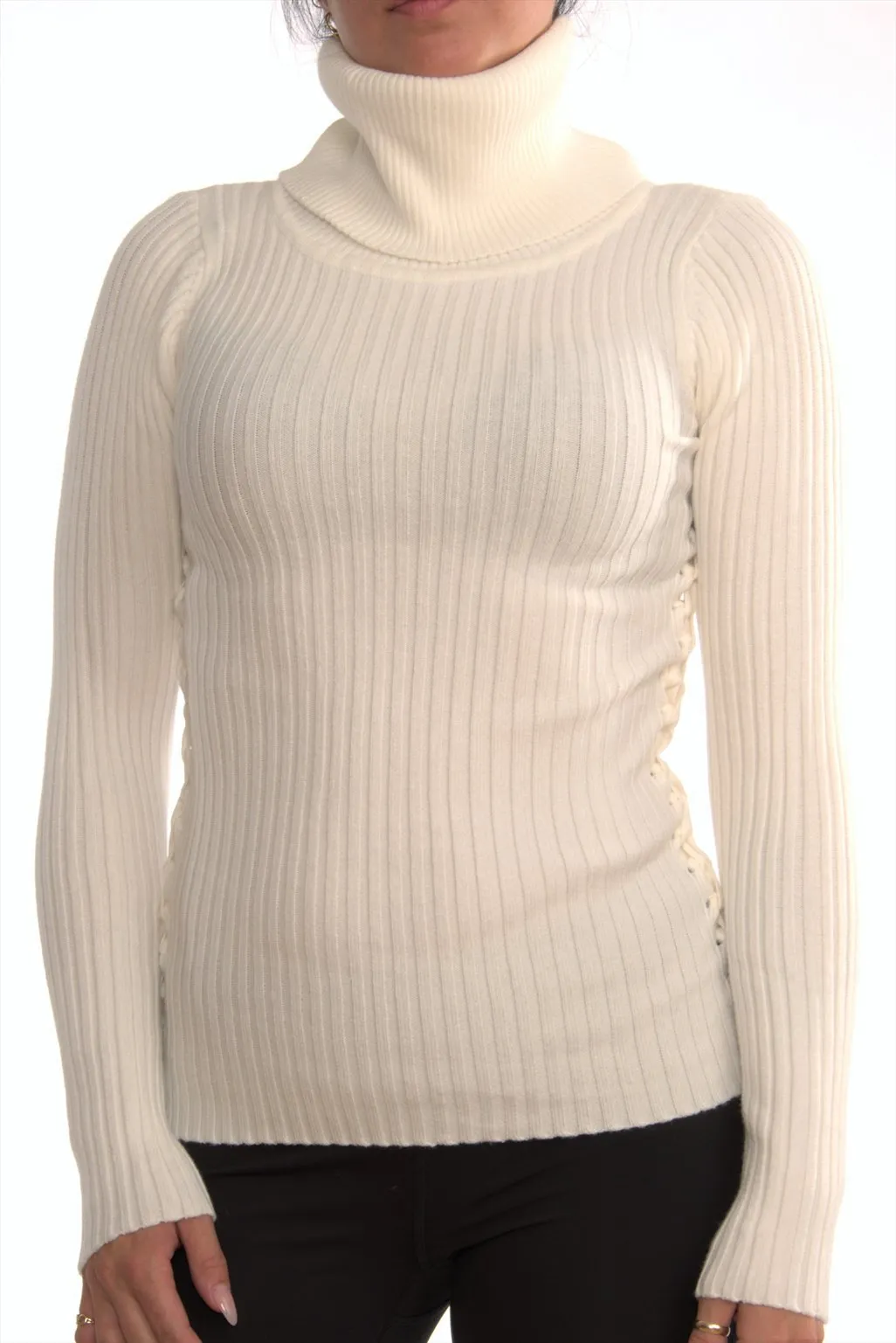 Fitted sweater knit