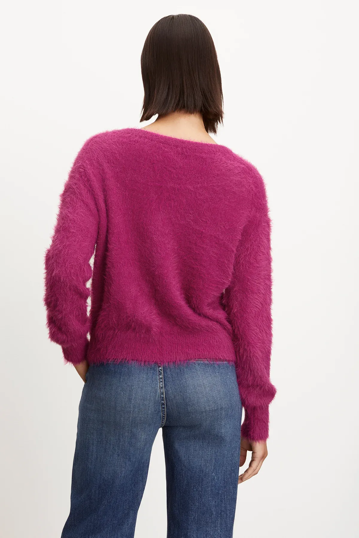 KELSEY06mgn Velvet Feather Yarn Cardigan