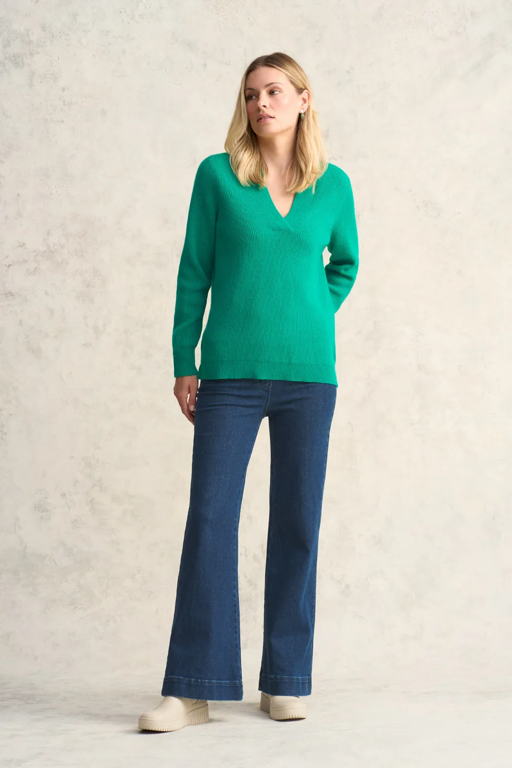 Ribbed V Neck Wool Jumper - Bright Jade