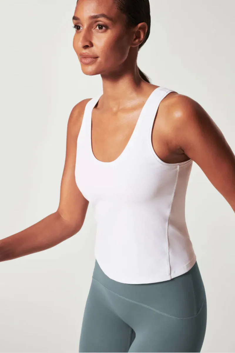 Spanx: The Get Moving Fitted Tank - White