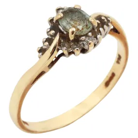 Vintage Dottie Ring in Delicate Gold