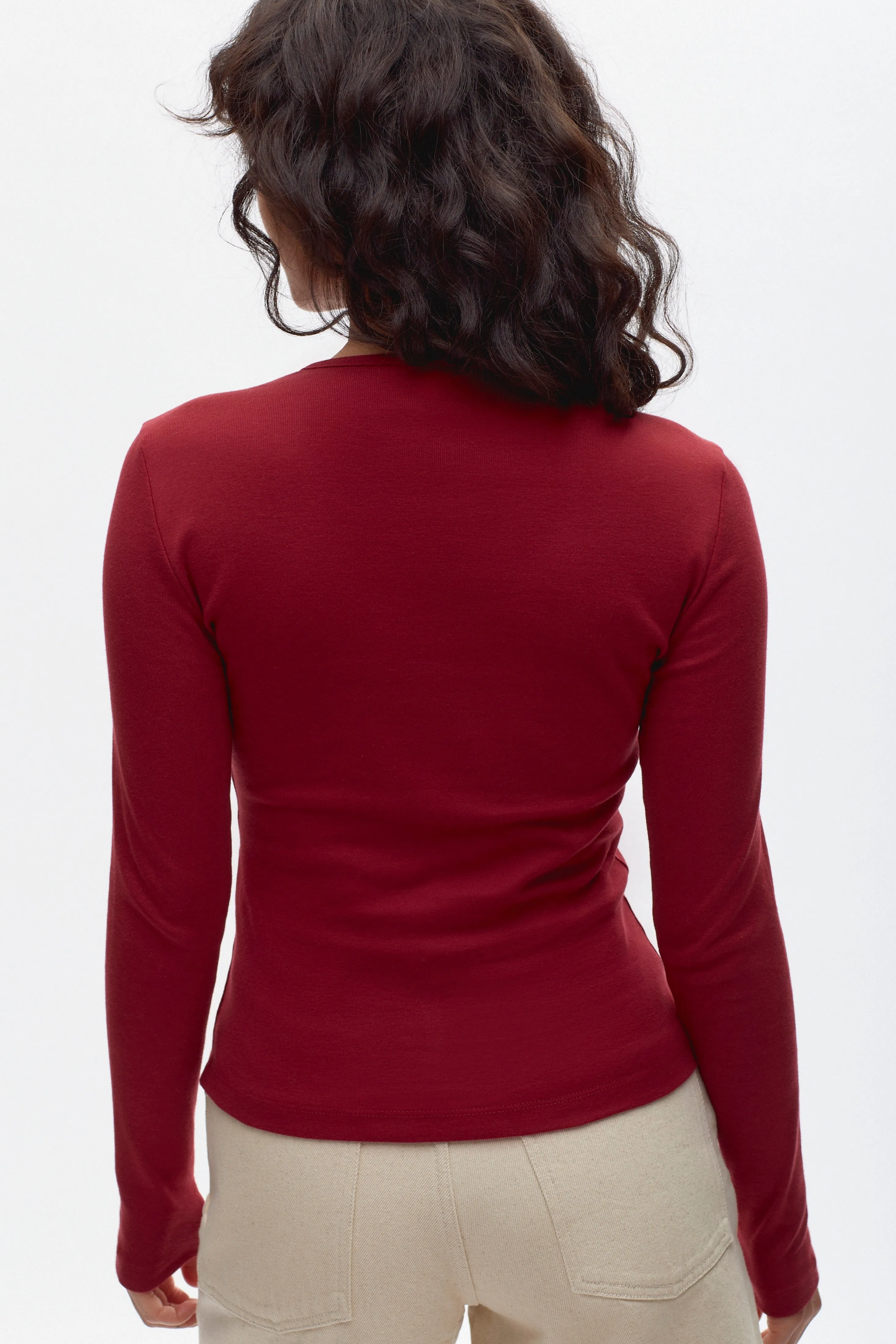 Women's Fitted Longsleeve in Pomegranate