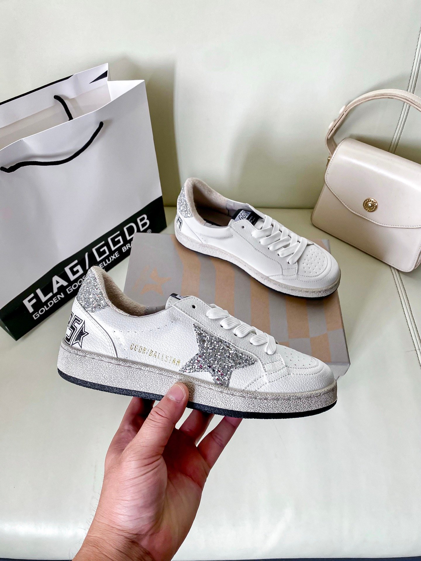White Ball Star Strap Sneakers Adult Vintage Distressed Leather Dirty Casual Street Flat Shoes For Men Women