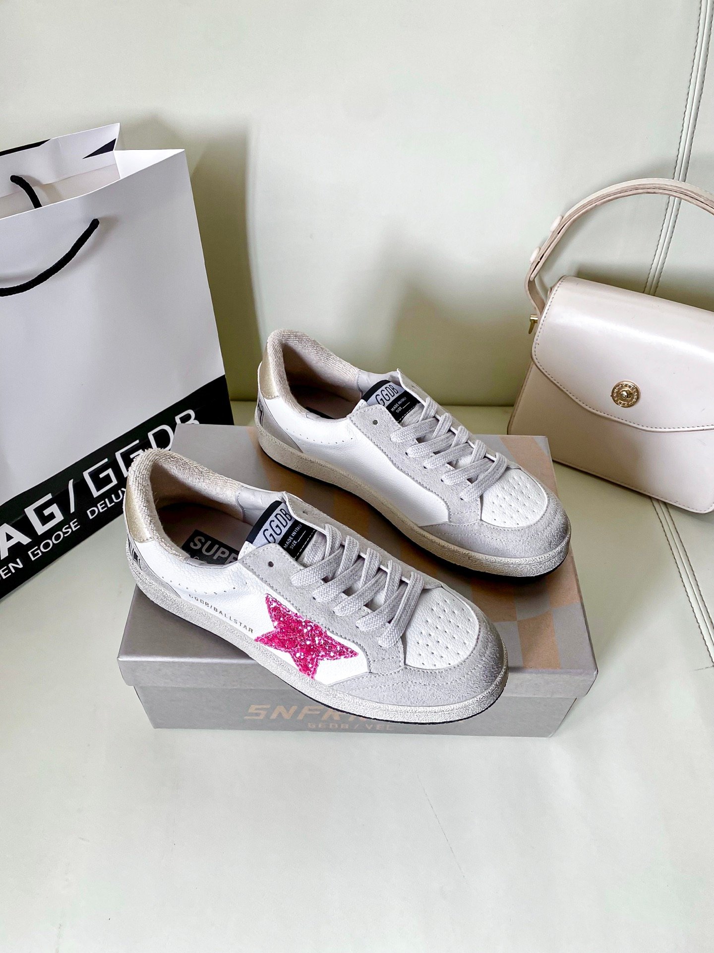 White Ball Star Strap Sneakers Adult Vintage Distressed Leather Dirty Casual Street Flat Shoes For Men Women - Image 4