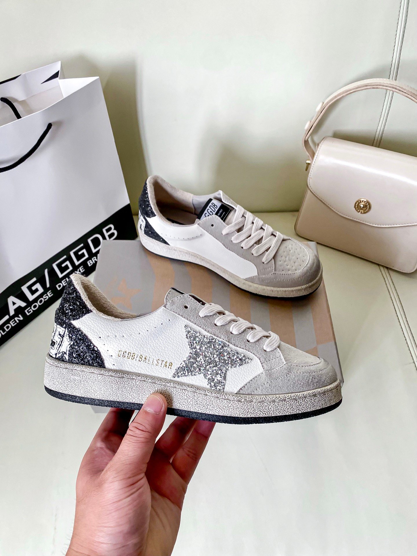 White Ball Star Strap Sneakers Adult Vintage Distressed Leather Dirty Casual Street Flat Shoes For Men Women