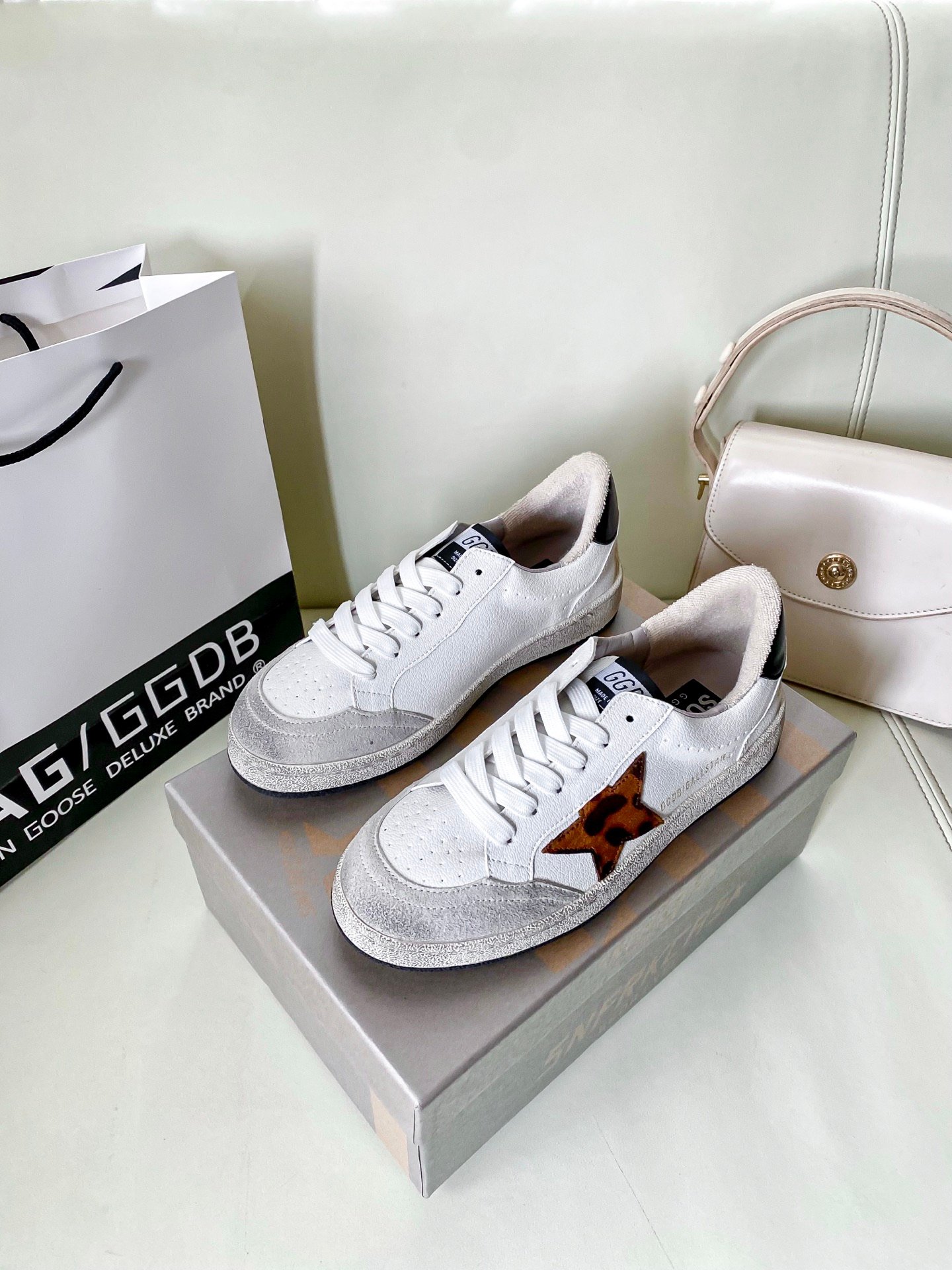 White Ball Star Strap Sneakers Adult Vintage Distressed Leather Dirty Casual Street Flat Shoes For Men Women - Image 8